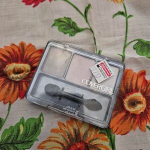 NWT 5/$28 Covergirl Cafe Au Lait 105 Eye Enhancers 3 Kit Shadows